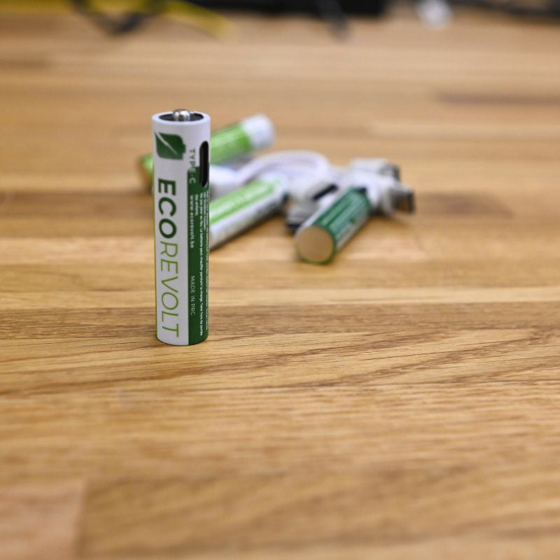 Piles rechargeables écologiques avec chargeur intégré